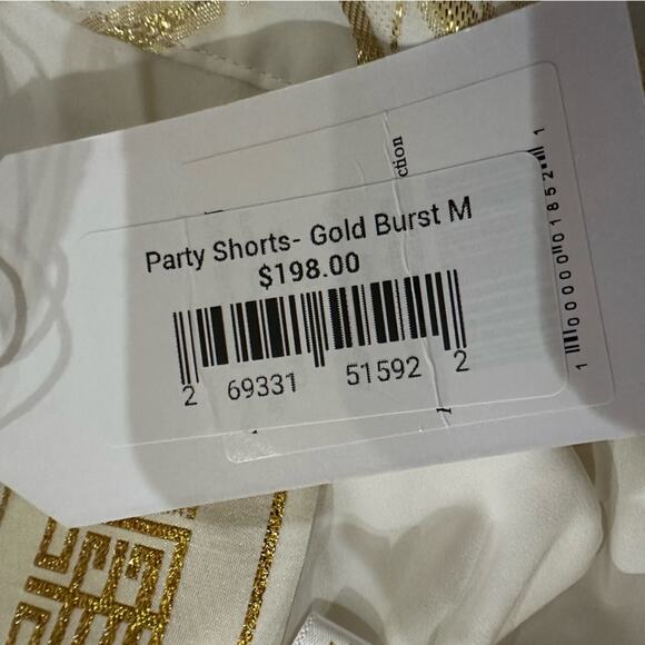 Emily McCarthy Gold Burst Party Shorts Women’s Size Medium White Metallic Dressy - Picture 8 of 11